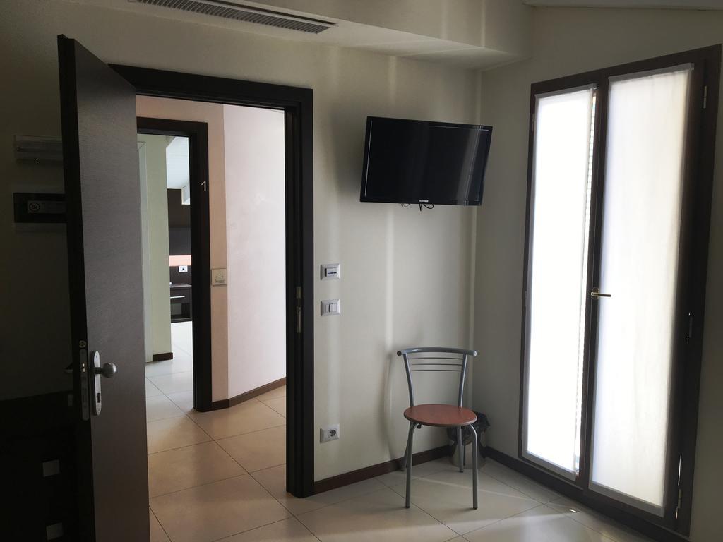 Residenza S.Event B&B Бучинаско Екстериор снимка